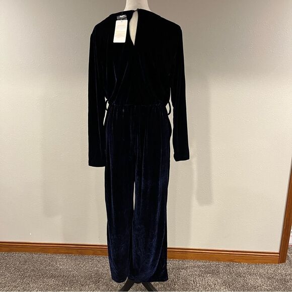 Elegant Navy Velvet long sleeve long pants Jumpsuit size large - Picture 7 of 15